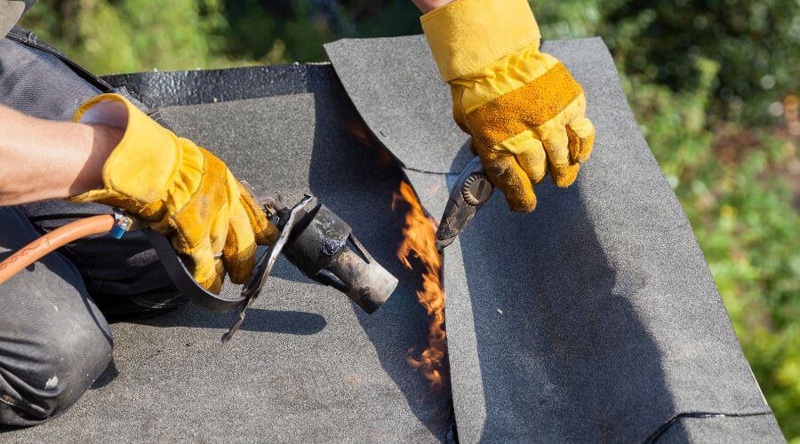 Expert Emergency Roof Repairs services in Bevinsville, KY